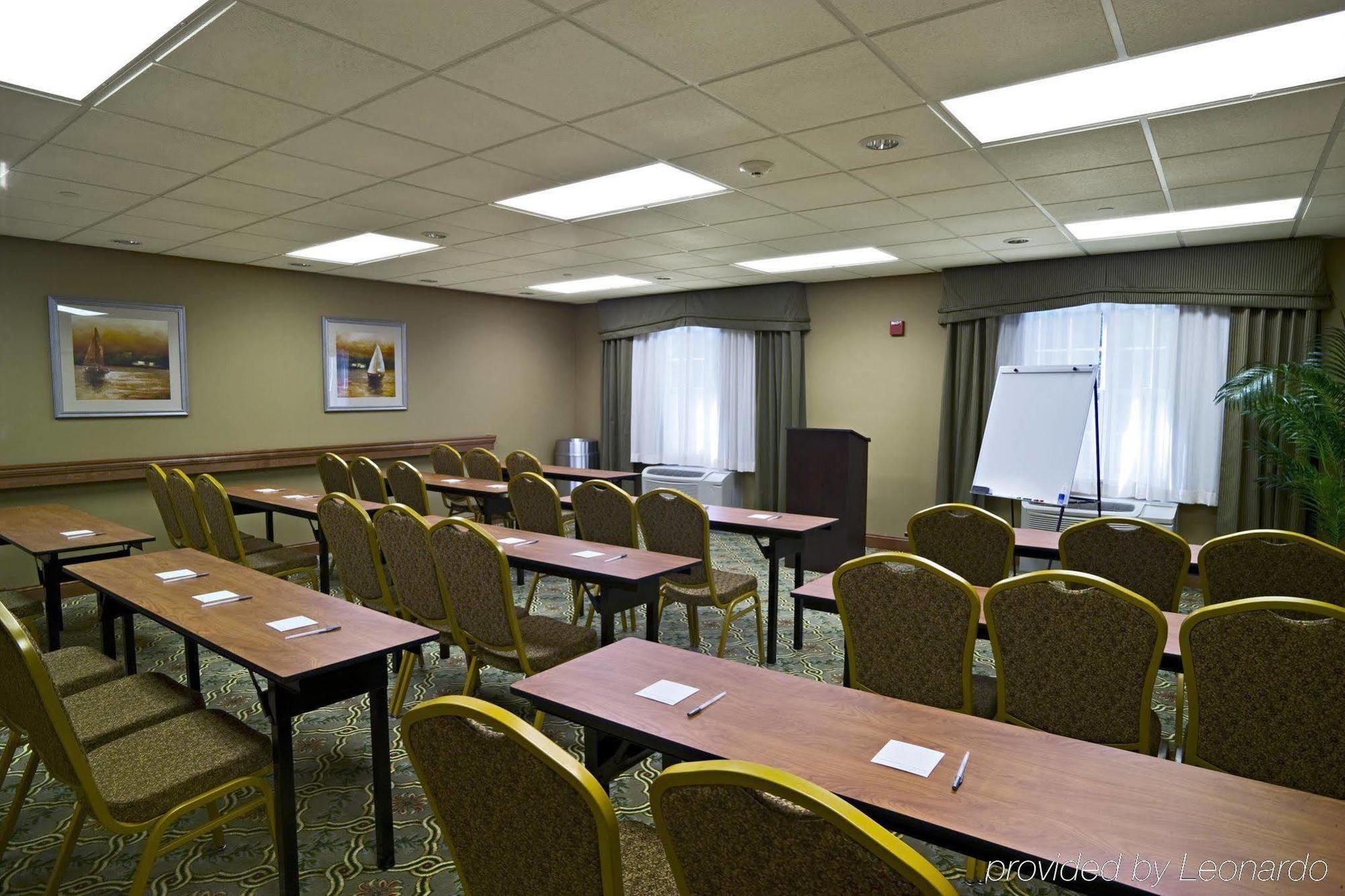 Hampton Inn Dover Instalações foto