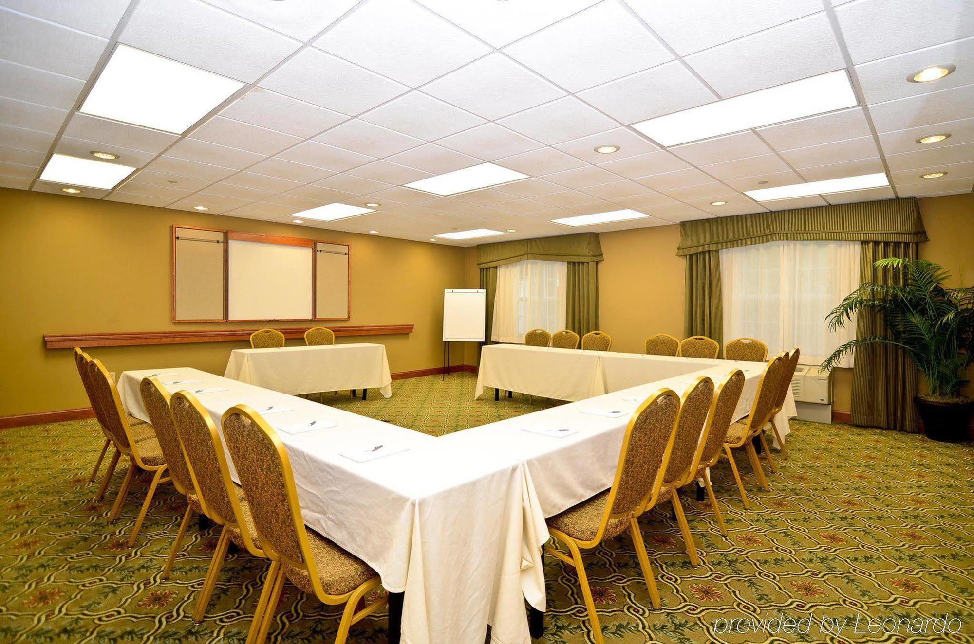 Hampton Inn Dover Negócio foto